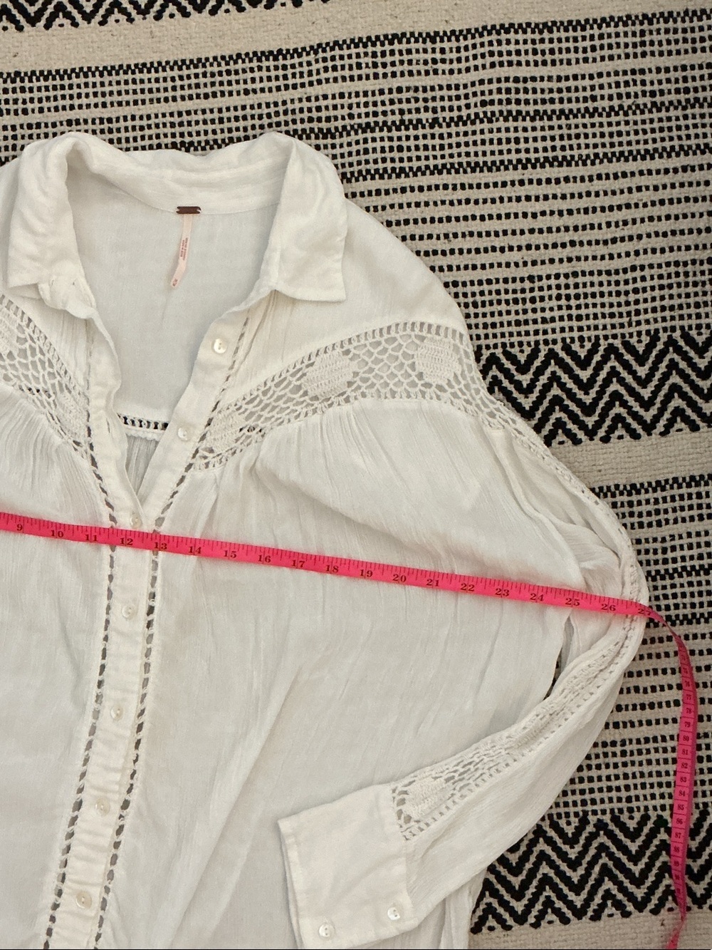 Free People Katie bird White Crochet-Detail Button Down Shirt - Picture 4 of 10